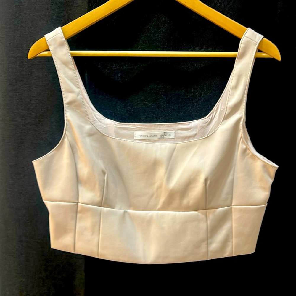 Aritzia Cream Square Neck Crop Tank